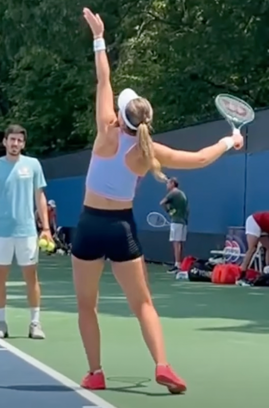 Paula Badosa Serve Poster