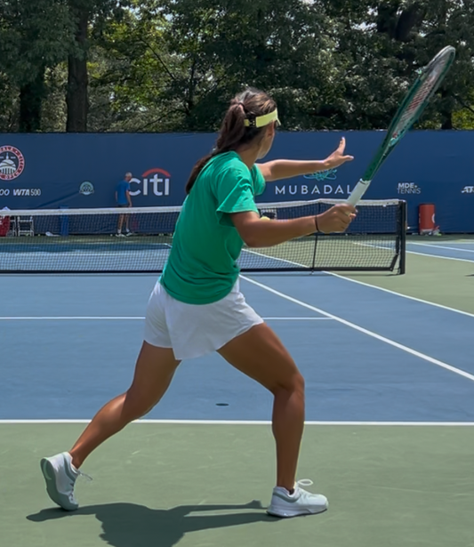 Emma Raducanu Forehand